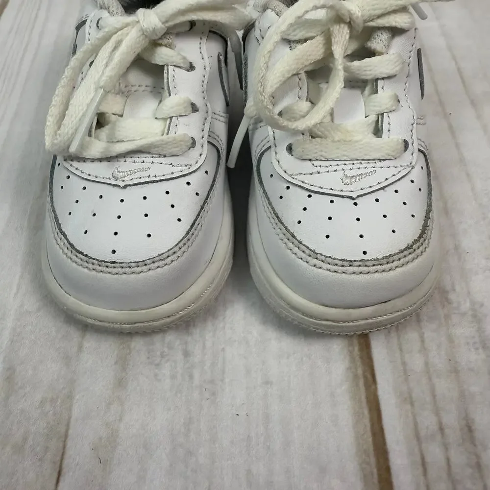 Kids Nike Air‎ Force 1 Low White Leather Lace Up Sneakers Size 4C